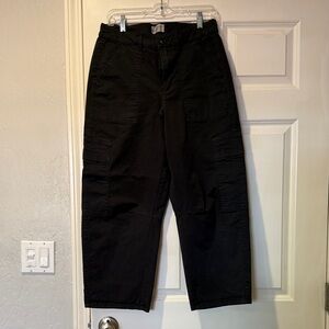 Universal Thread Women's Black Cropped Pants